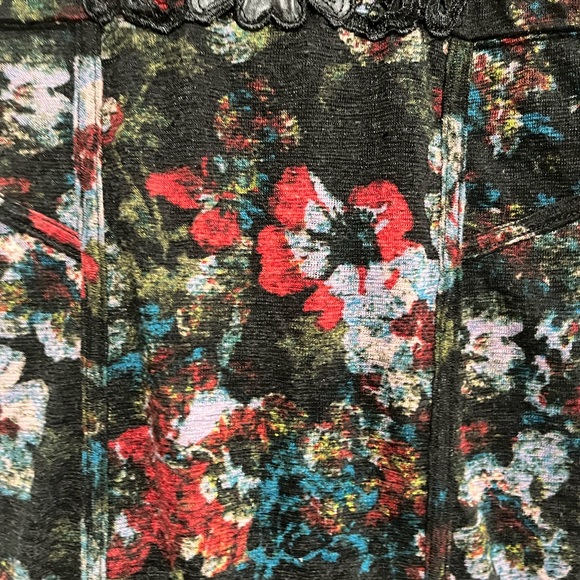 Lucky Brand Black/ Paisley Slip Dress. -Small - Picture 6 of 9